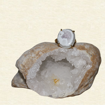 White geode - adjustable
