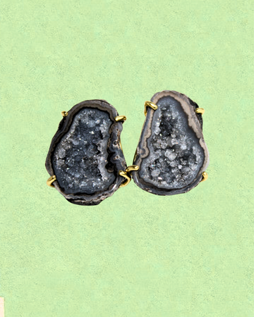 GROUNDING STUDS