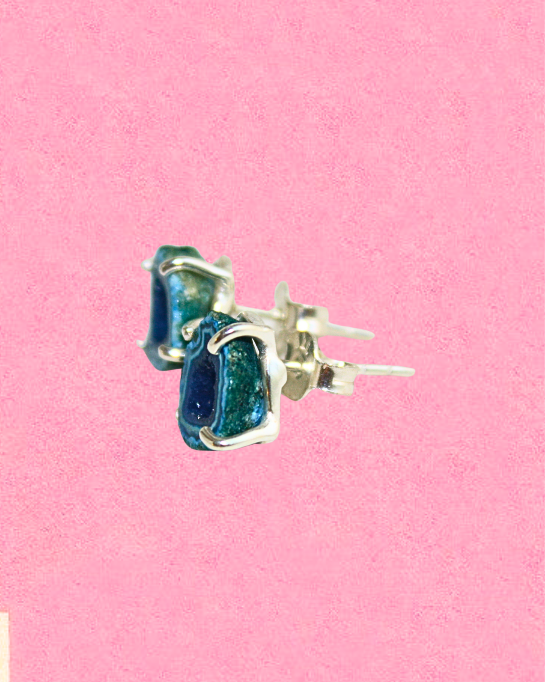 CONFIDENCE STUDS