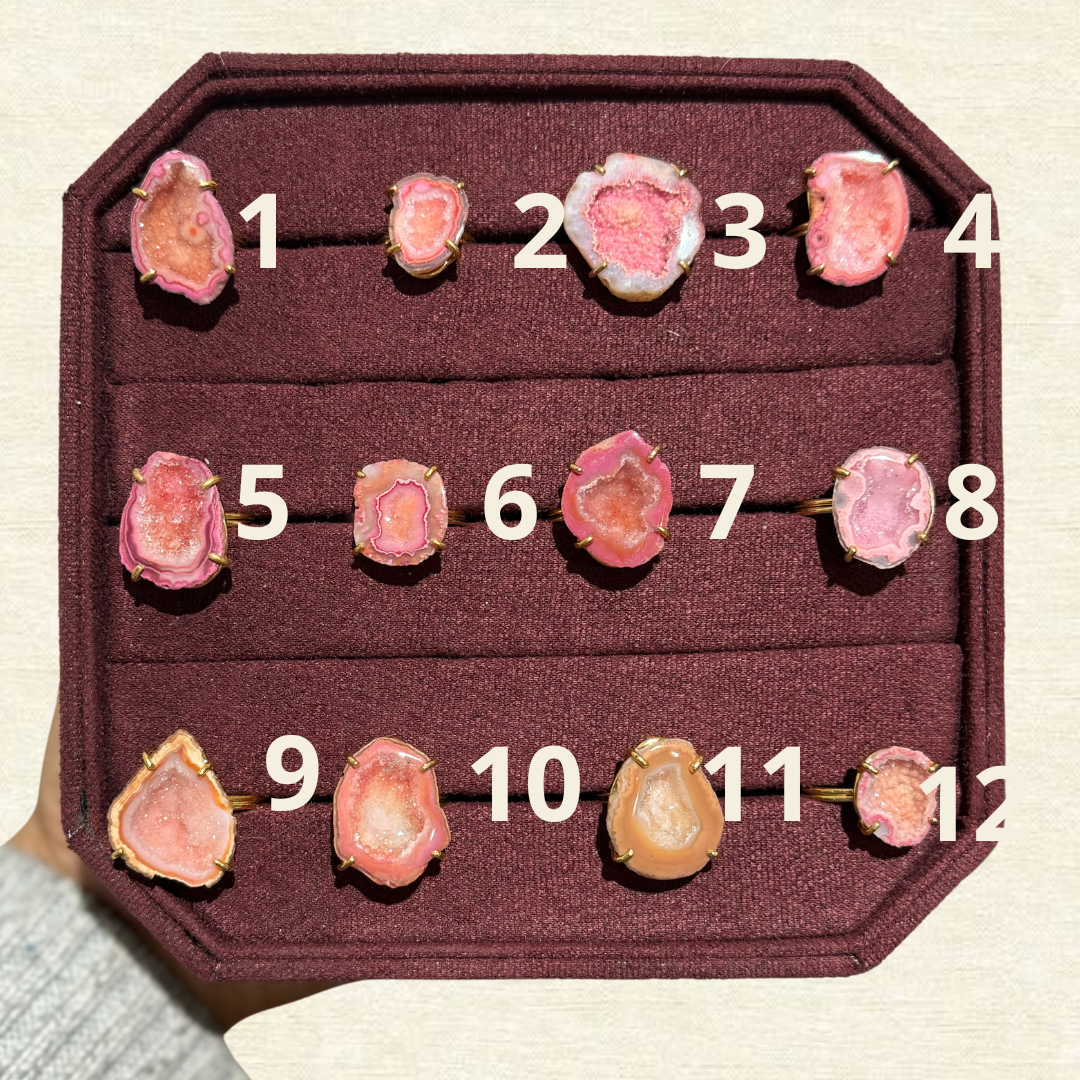 SOFT PINK GEODES