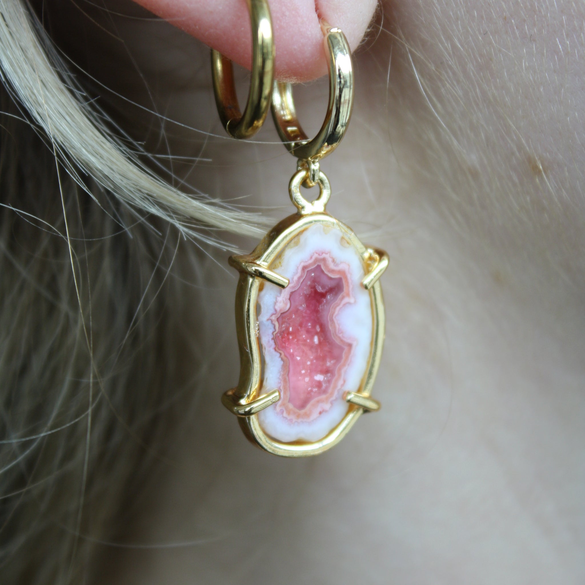 Pink center pair