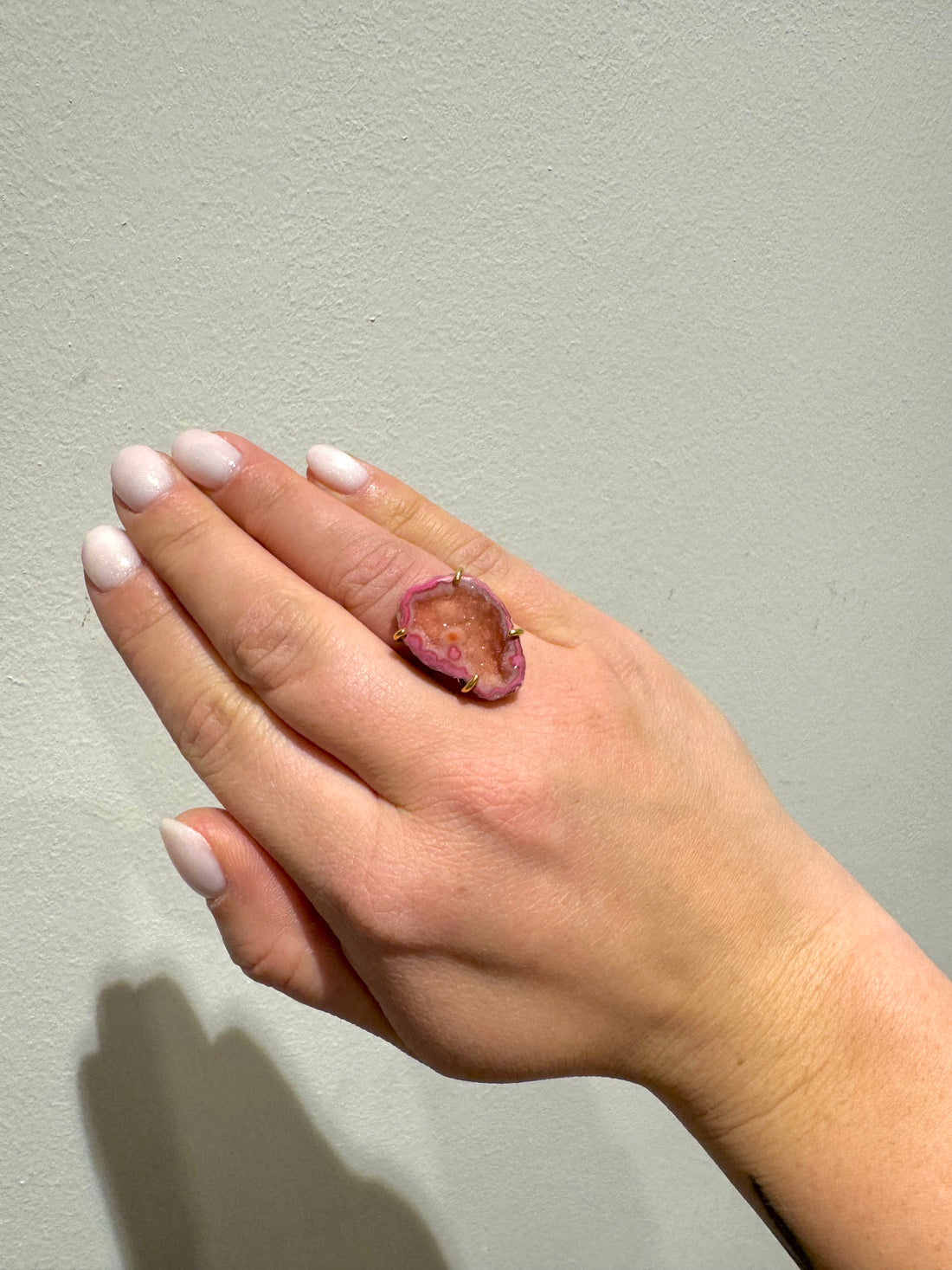 SOFT PINK GEODES